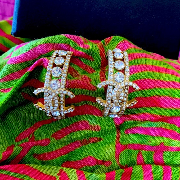 Authentic Chanel earrings!! Gorgeous. I have worn these 1x. - Picture 2 of 11